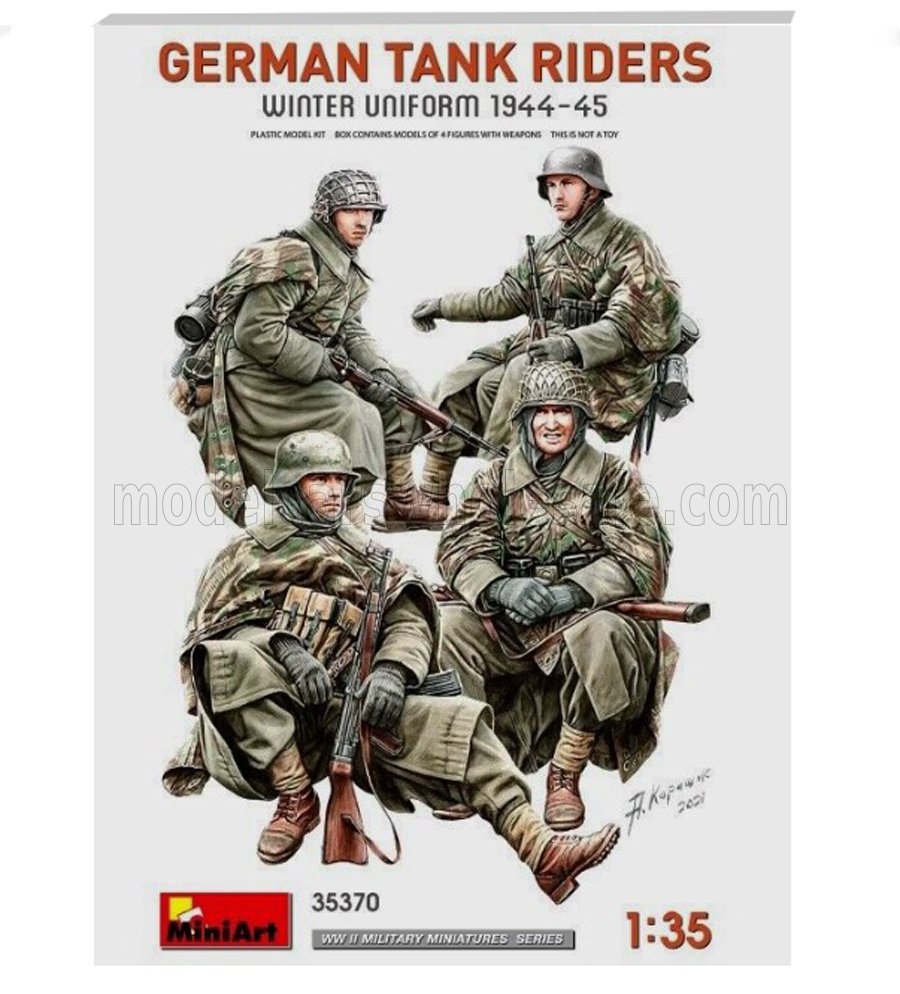 MINIART FIGURES  SOLDIER GERMAN TANK RIDERS MILITARY WINTER UNIFORM 1944  / 1/35